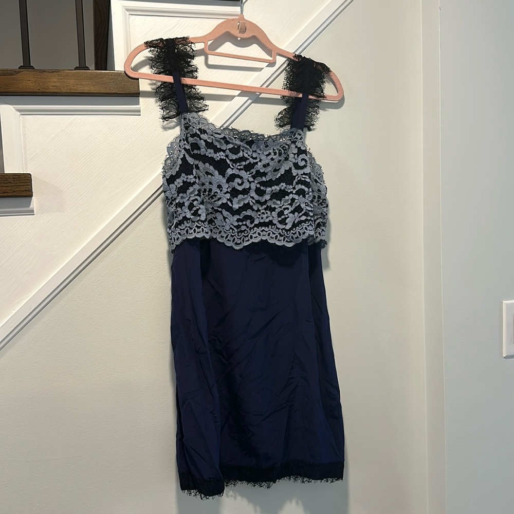 Club Monaco 100% silk dress